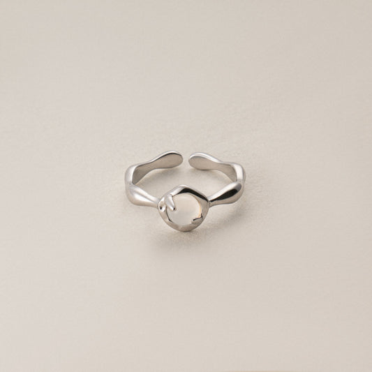 Choose auspicious and meaningful gold jewelry styles for your zodiac year