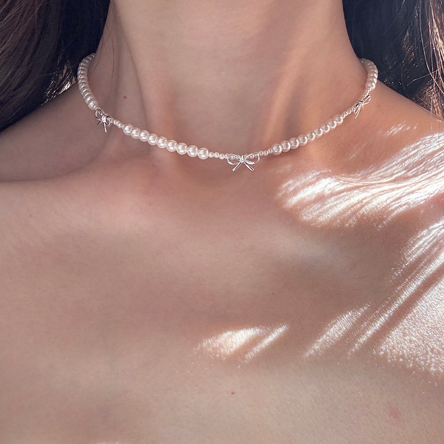 chocker necklace