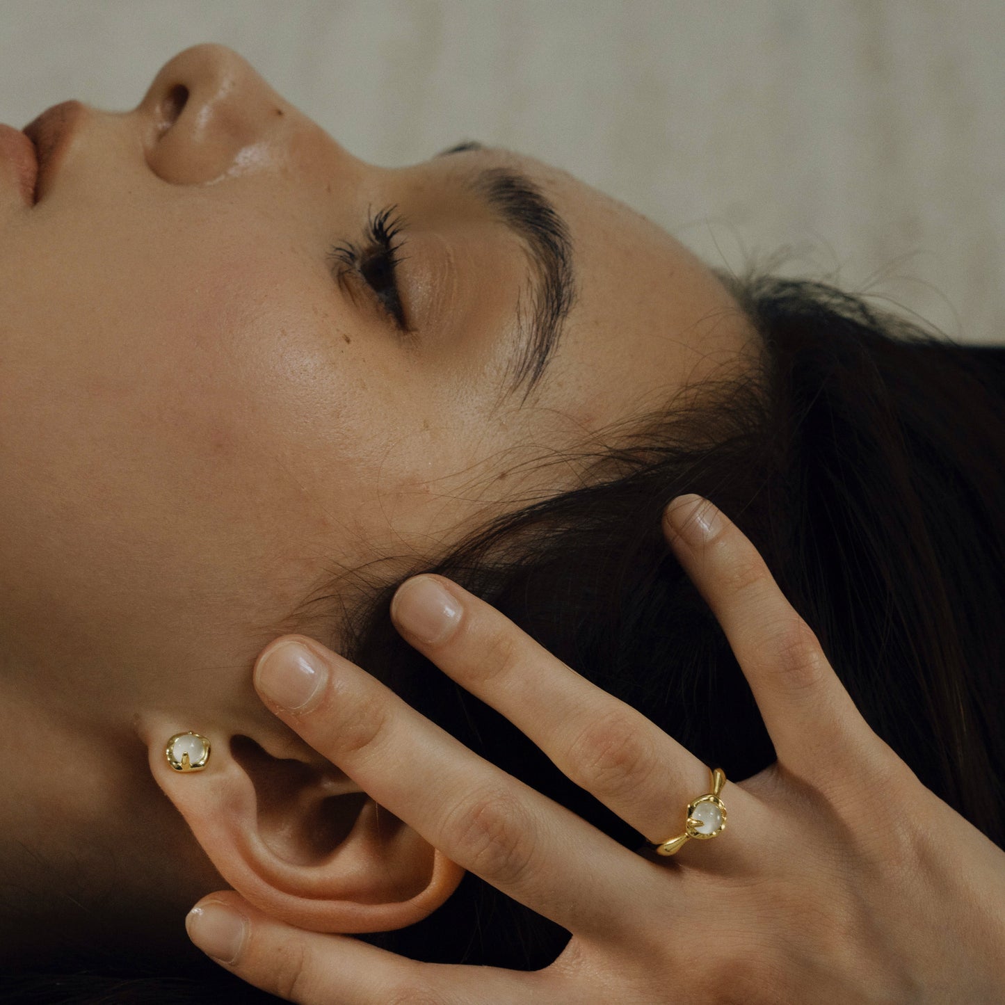 Celestial Tranquility White Agate Healing Ring
