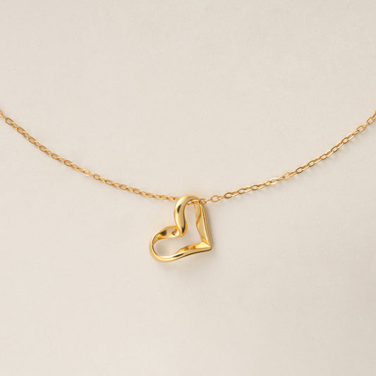 Eternal Love Möbius Heart Necklace