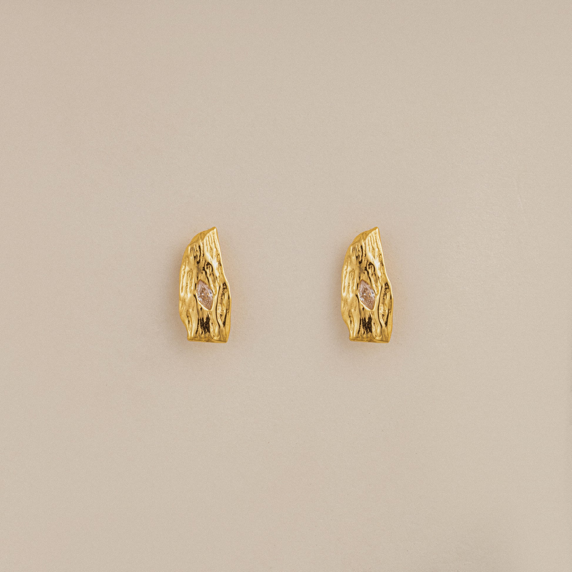 gold earrings