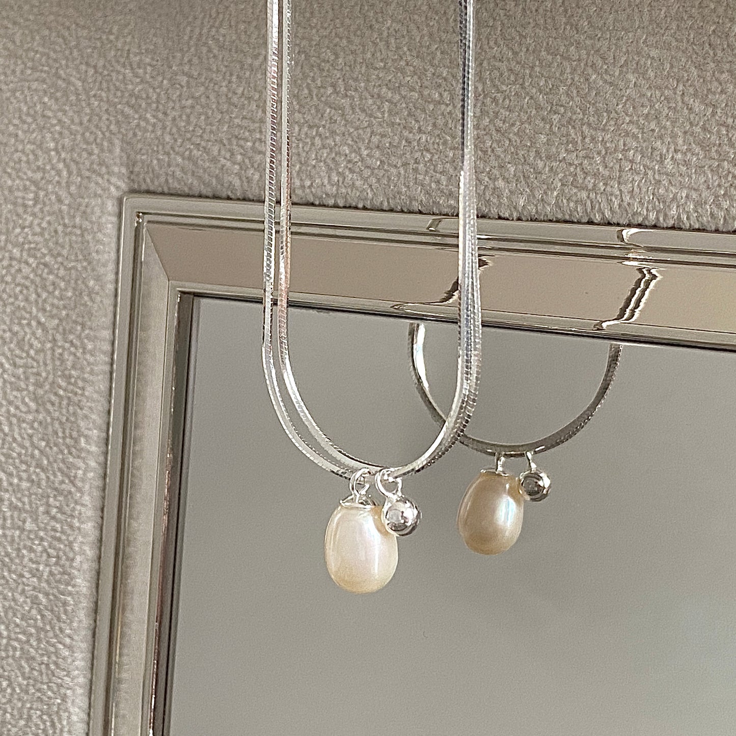 Dewdrop Elegance S925 Silver Pearl Bracelet