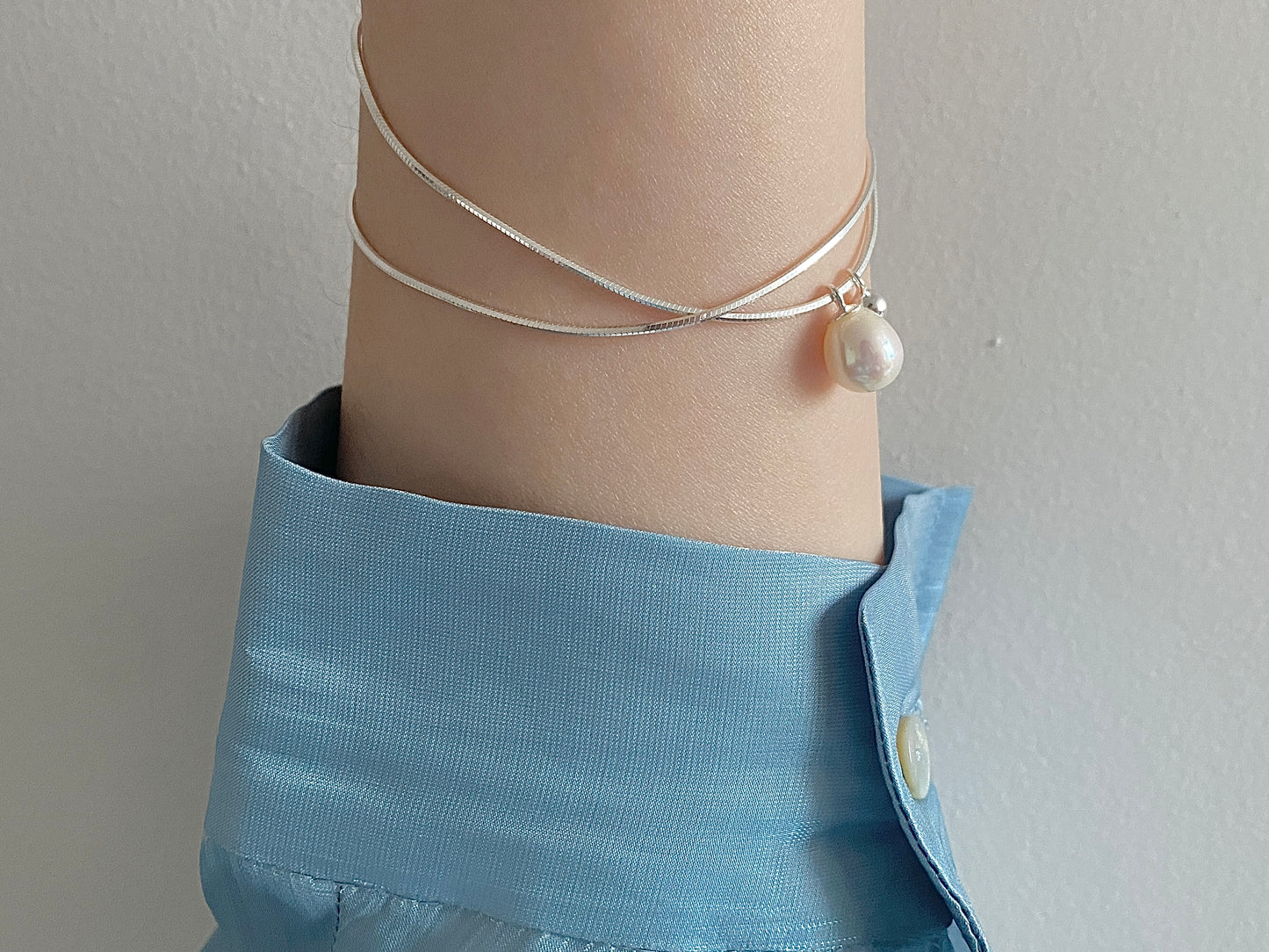 Dewdrop Elegance S925 Silver Pearl Bracelet