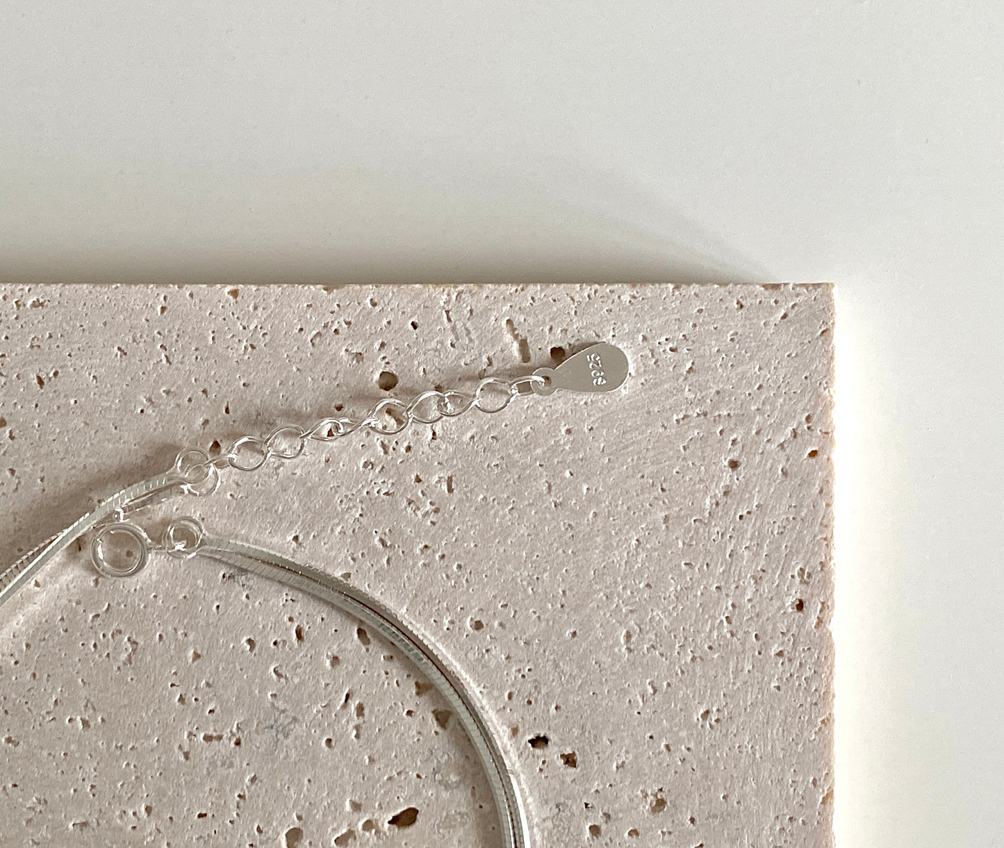 Dewdrop Elegance S925 Silver Pearl Bracelet