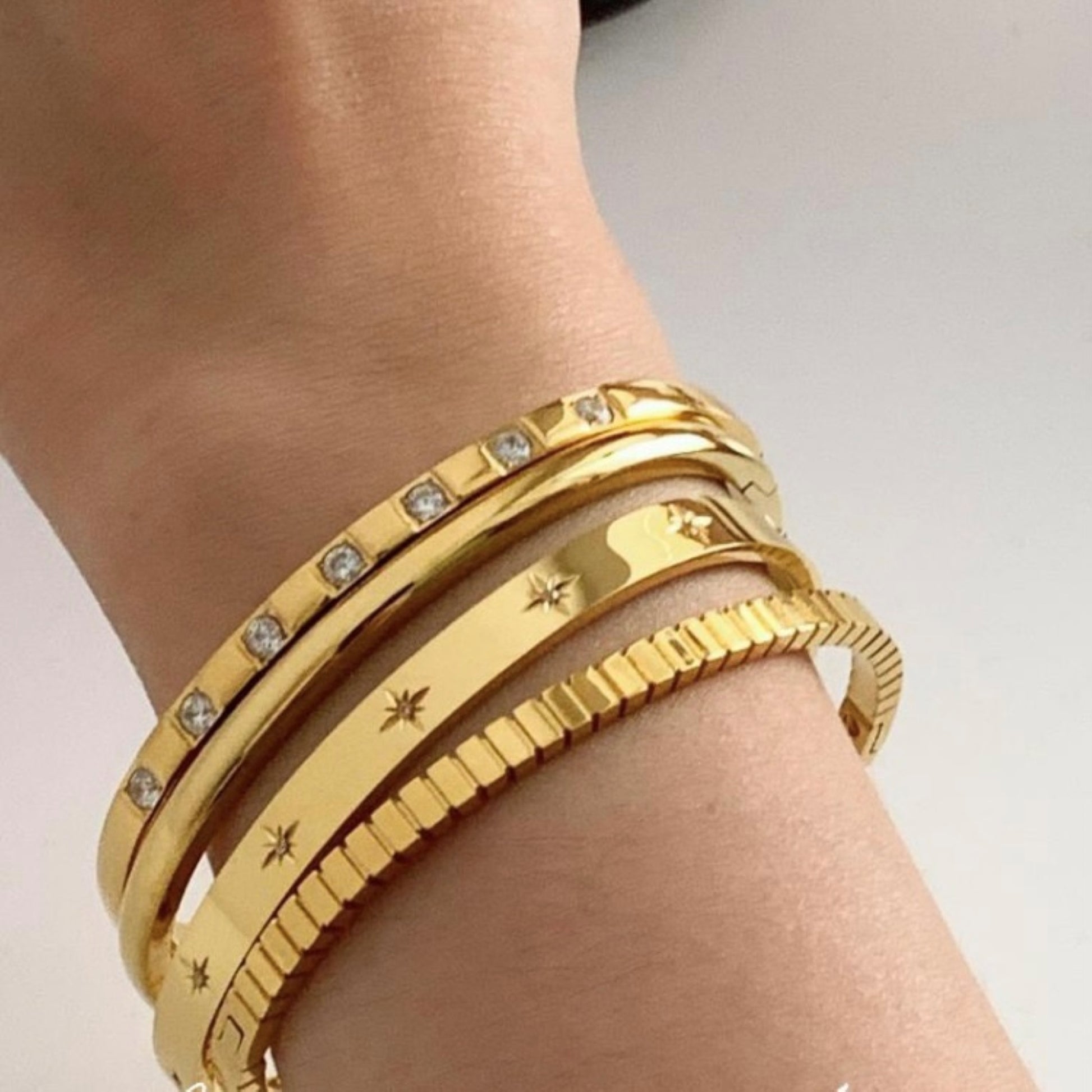 minimalist bracelet
