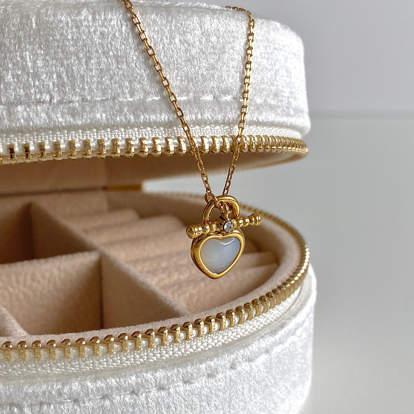 mother of pearl necklace