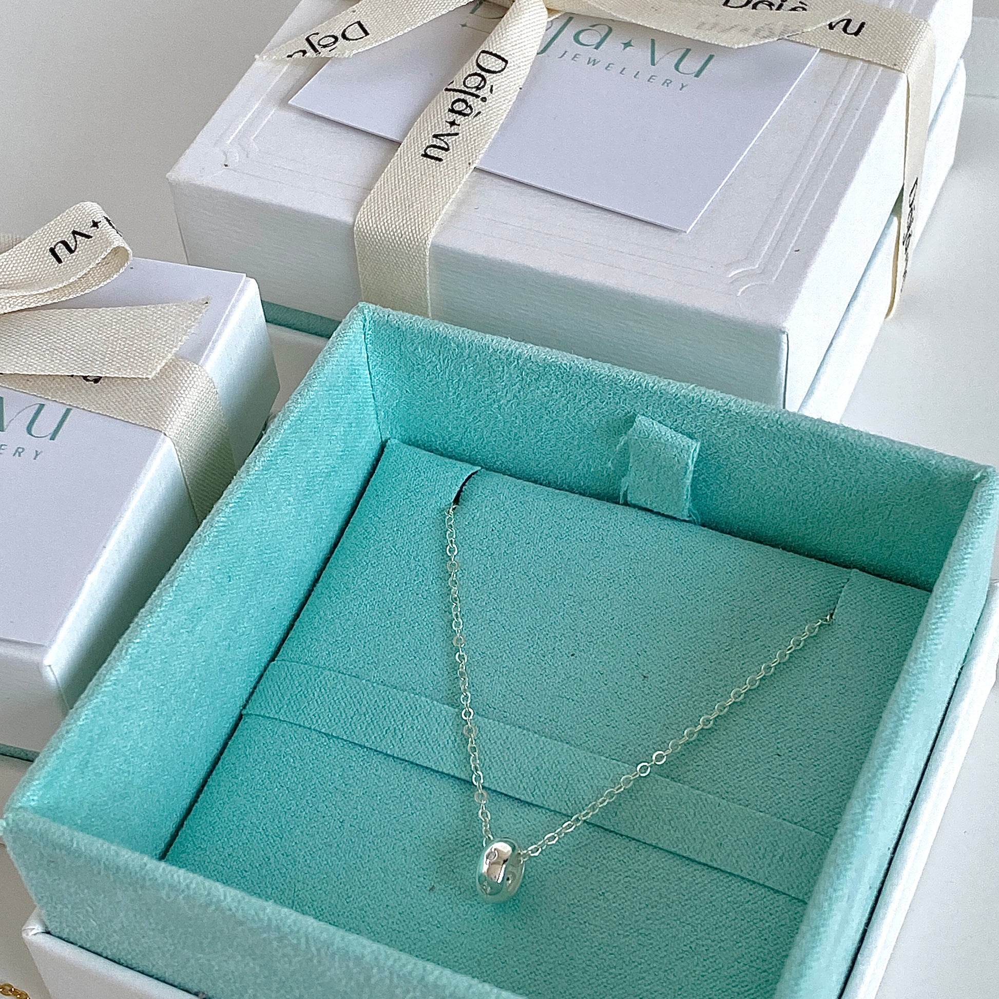 oval necklace
