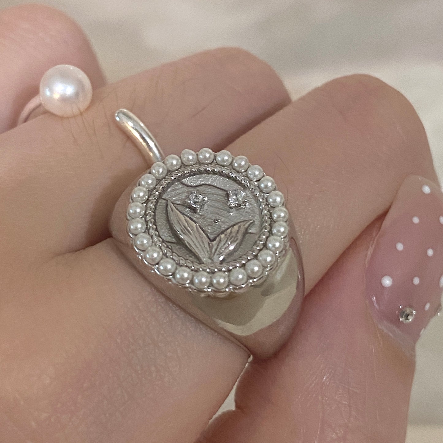 pearl ring