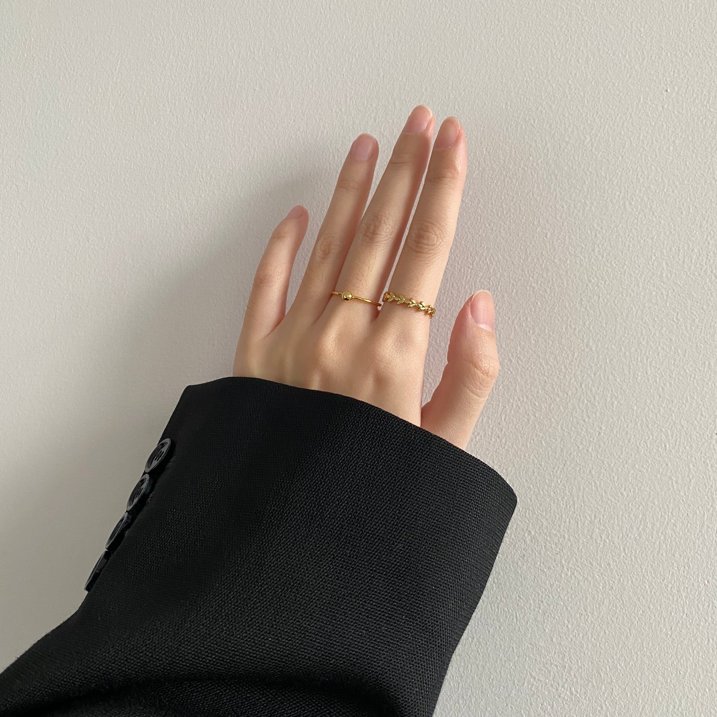 thin gold ring
