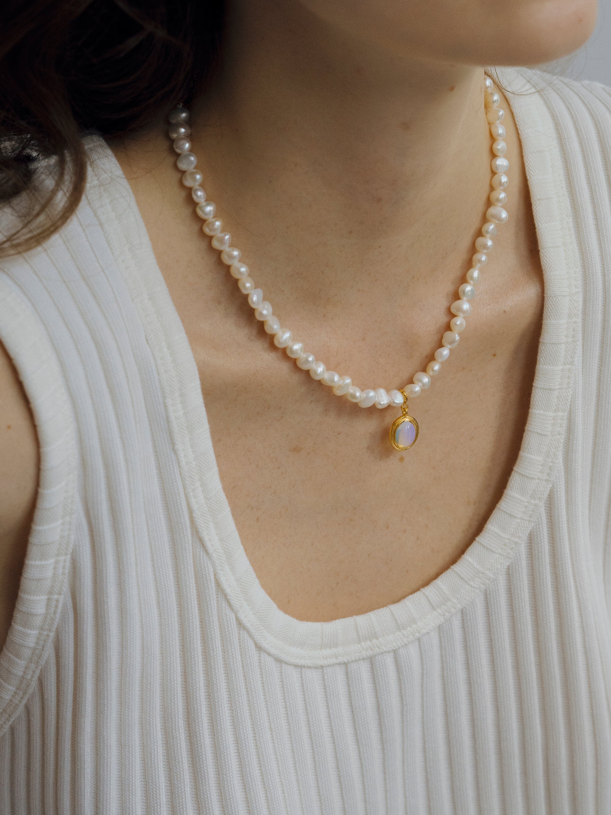 moonstone pendant pearl necklace