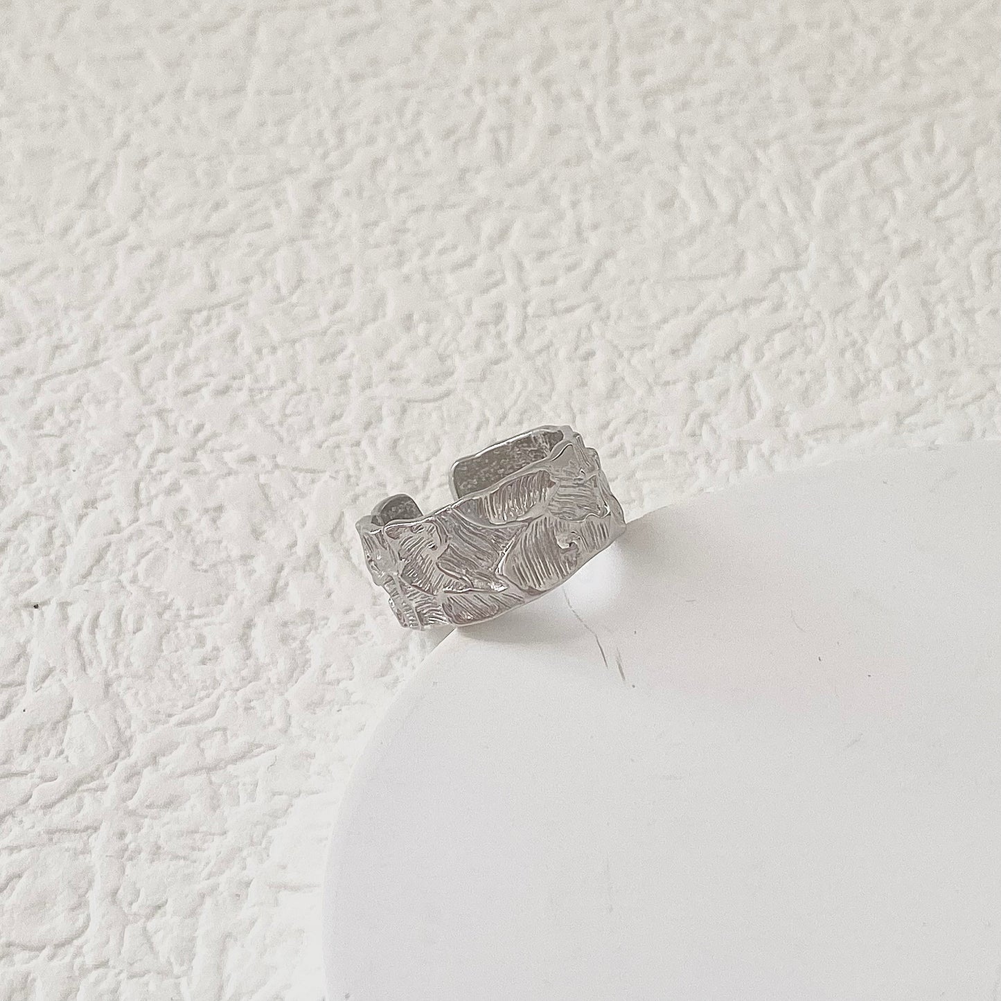 Vintage Vibes S925 Silver Embossed Texture Ring