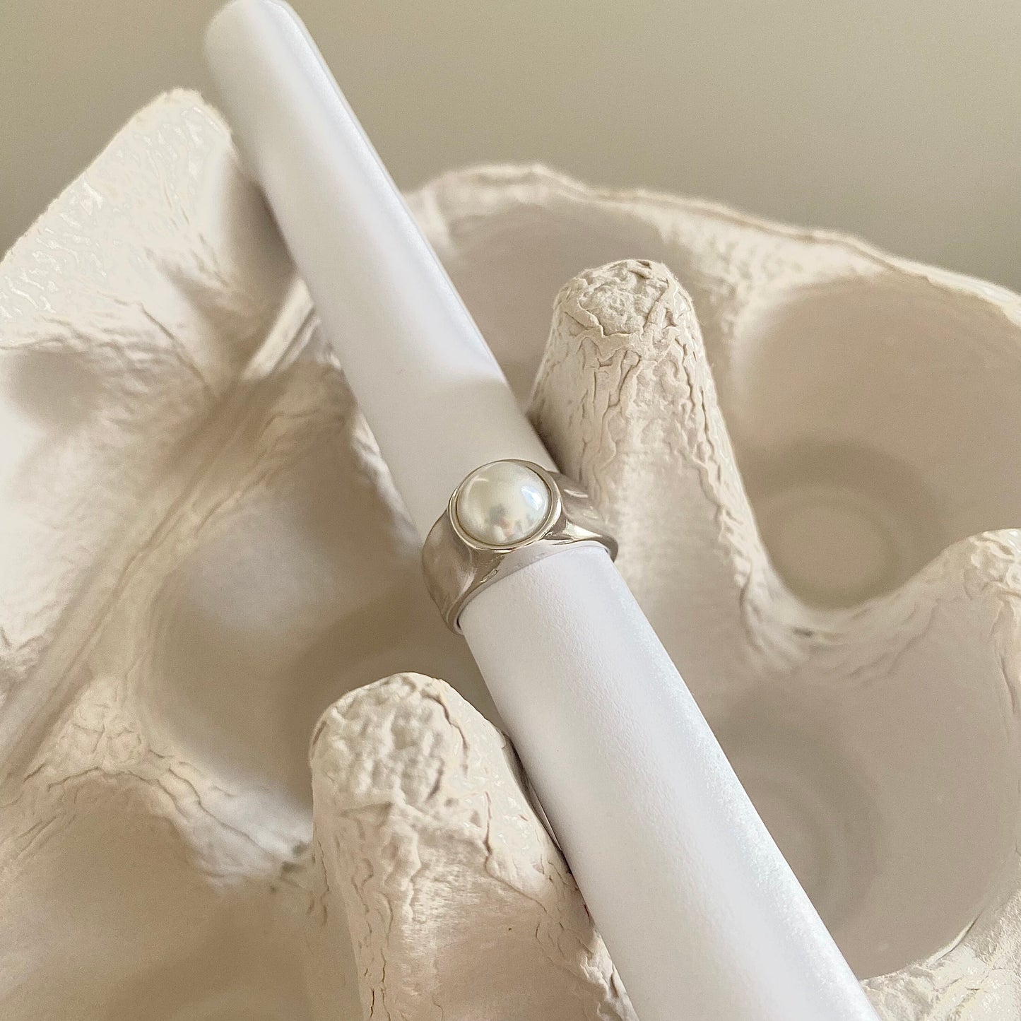 Vintage Pearl S925 Silver Chunky Ring