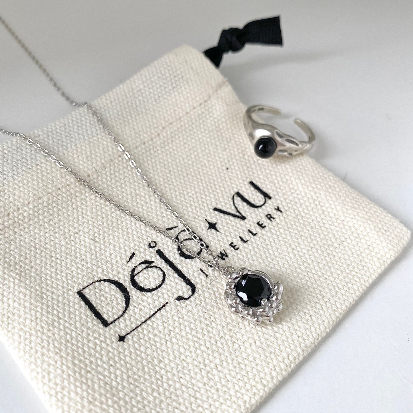 Elegant Black Zirconia Flower Pendant S925 Silver Necklace