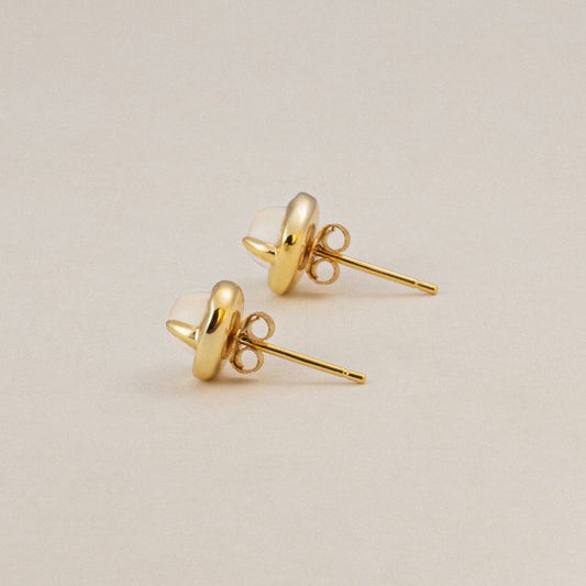 Simple and Effective Methods for Daily Cleaning of Gold Jewelry