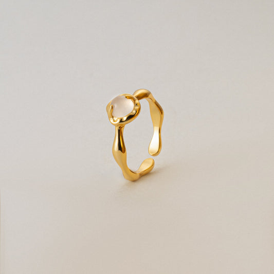 Key points for choosing safe and comfortable gold jewelry for children