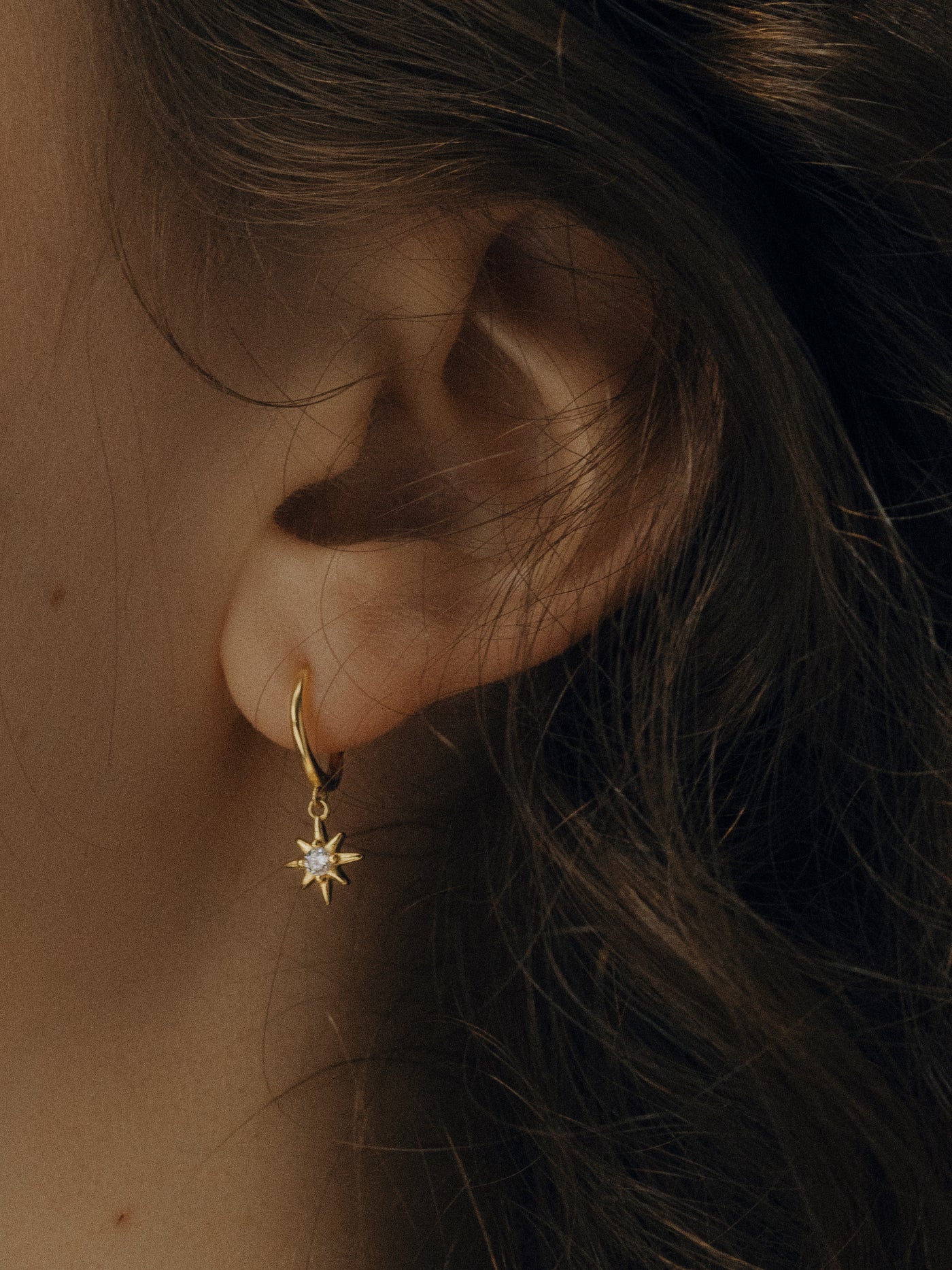 gold star earrings