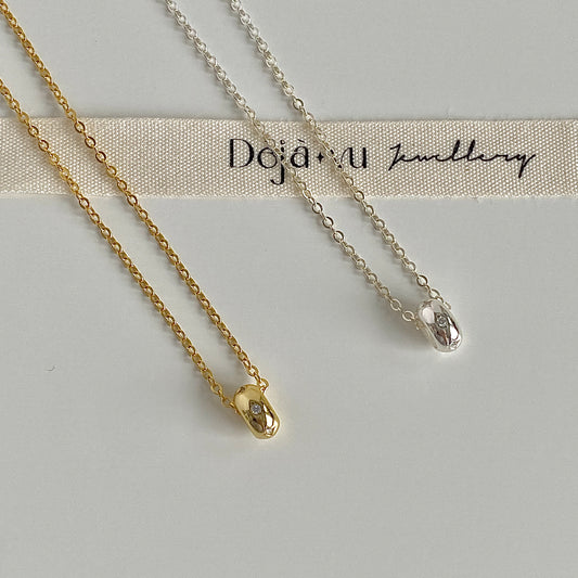 dainty necklace