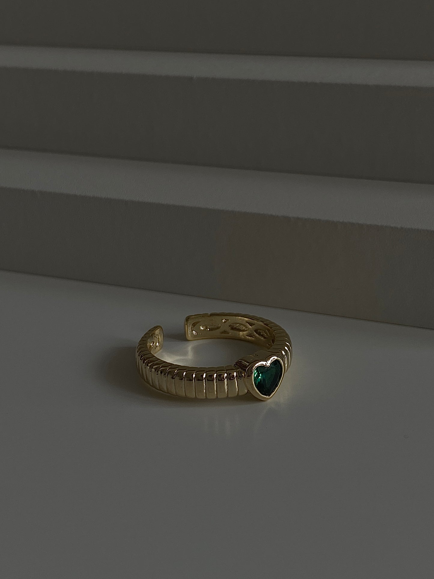 green heart ring