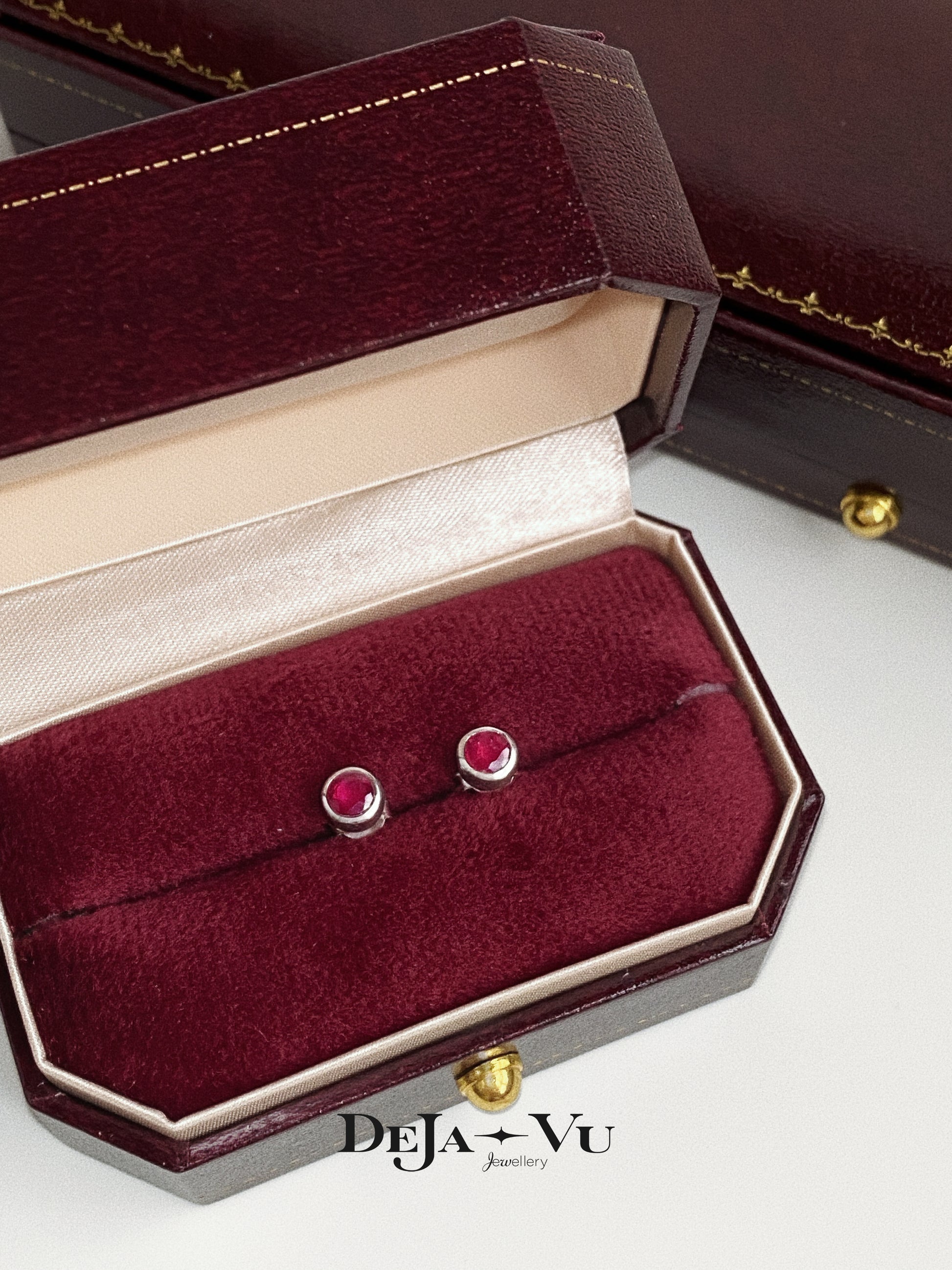 handmade-ruby-earrings-deja-vu-jewellery-packaging