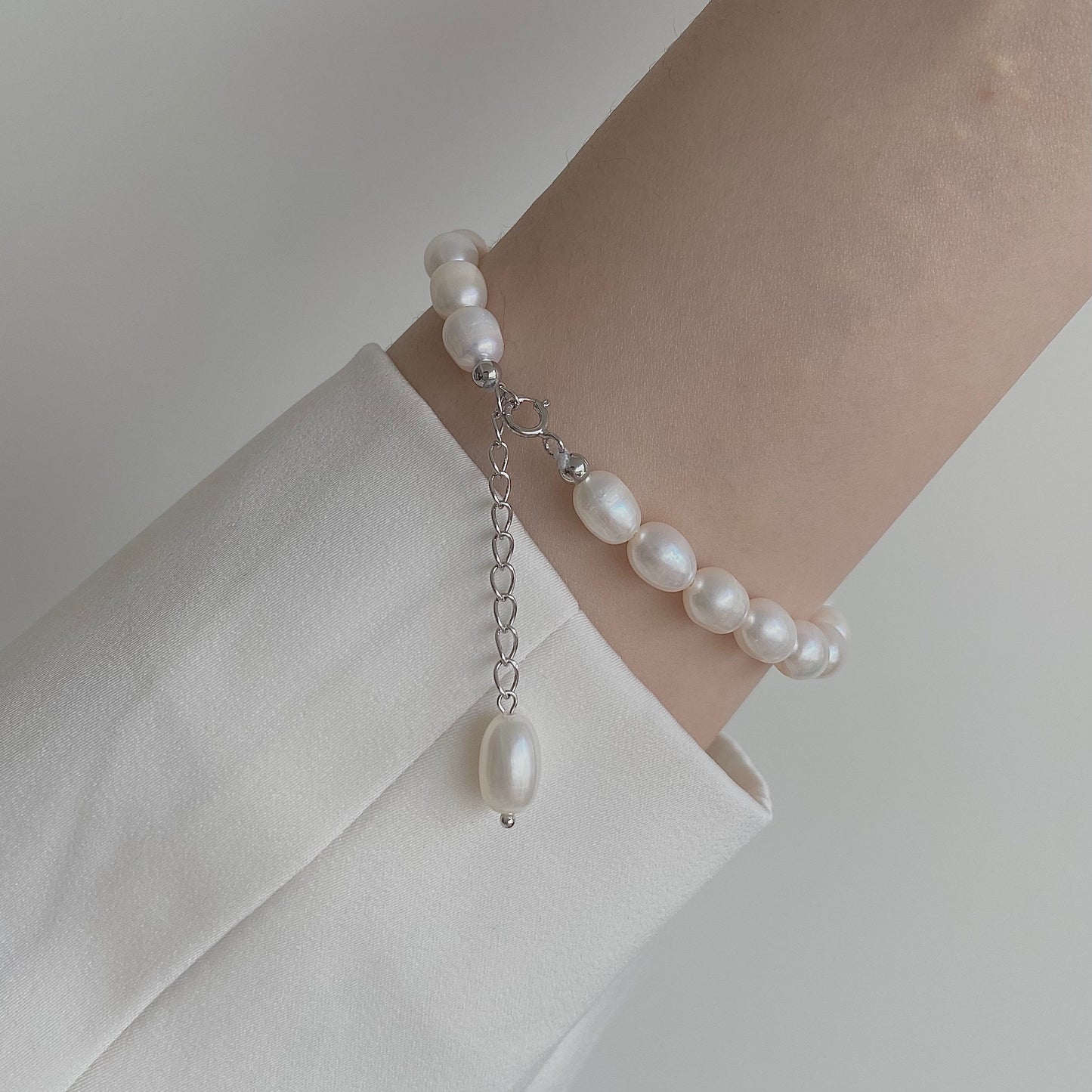 Lustrous Elegance S925 Silver Beaded Pearl Bracelet