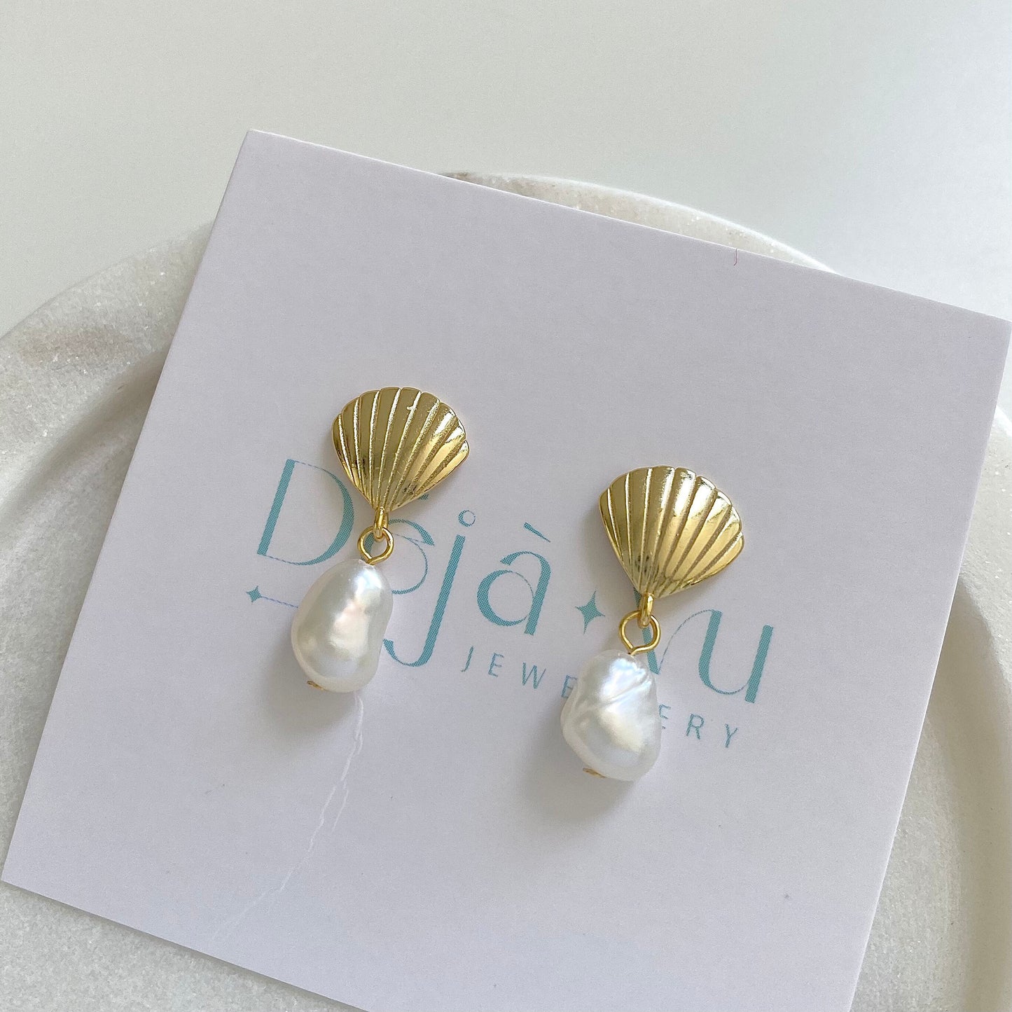 Seashell Pearl Silver Stud Earrings