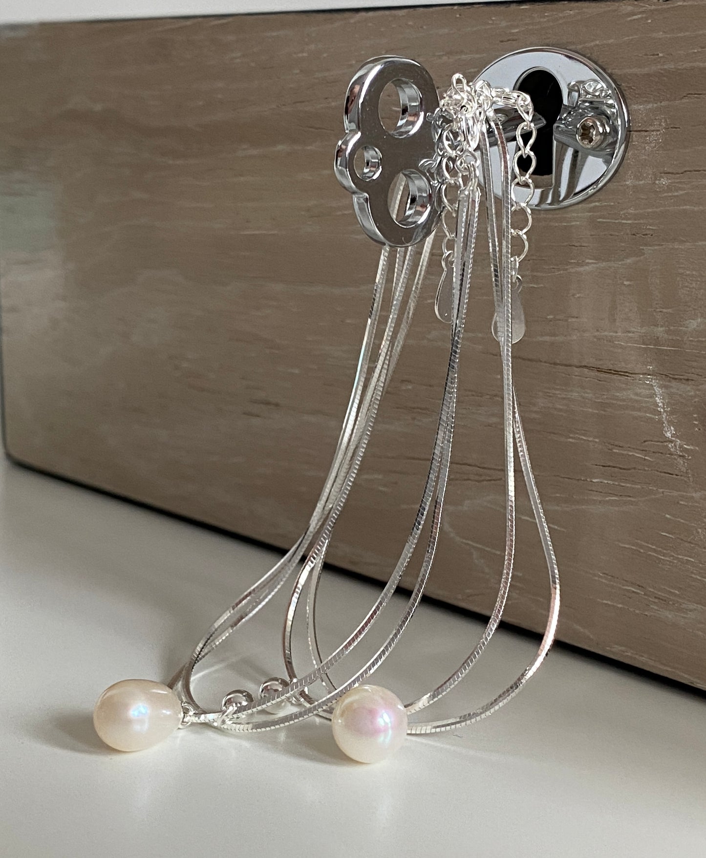 Dewdrop Elegance S925 Silver Pearl Bracelet