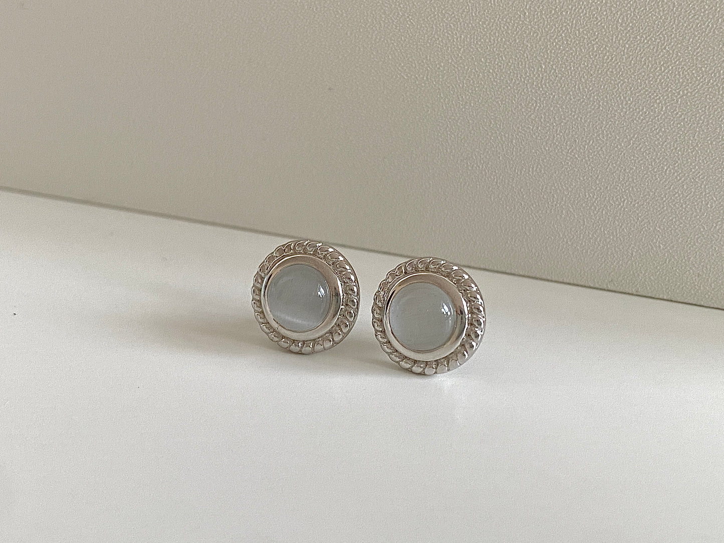 Vintage Opal Essence S925 Silver Stud Earrings