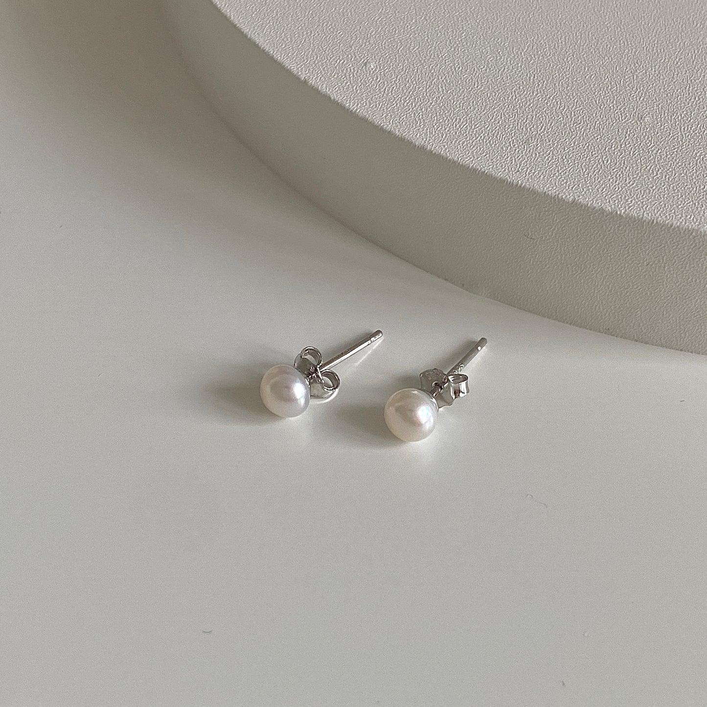 Timeless Elegance Sterling Silver Pearl Stud Earrings in size 4mm