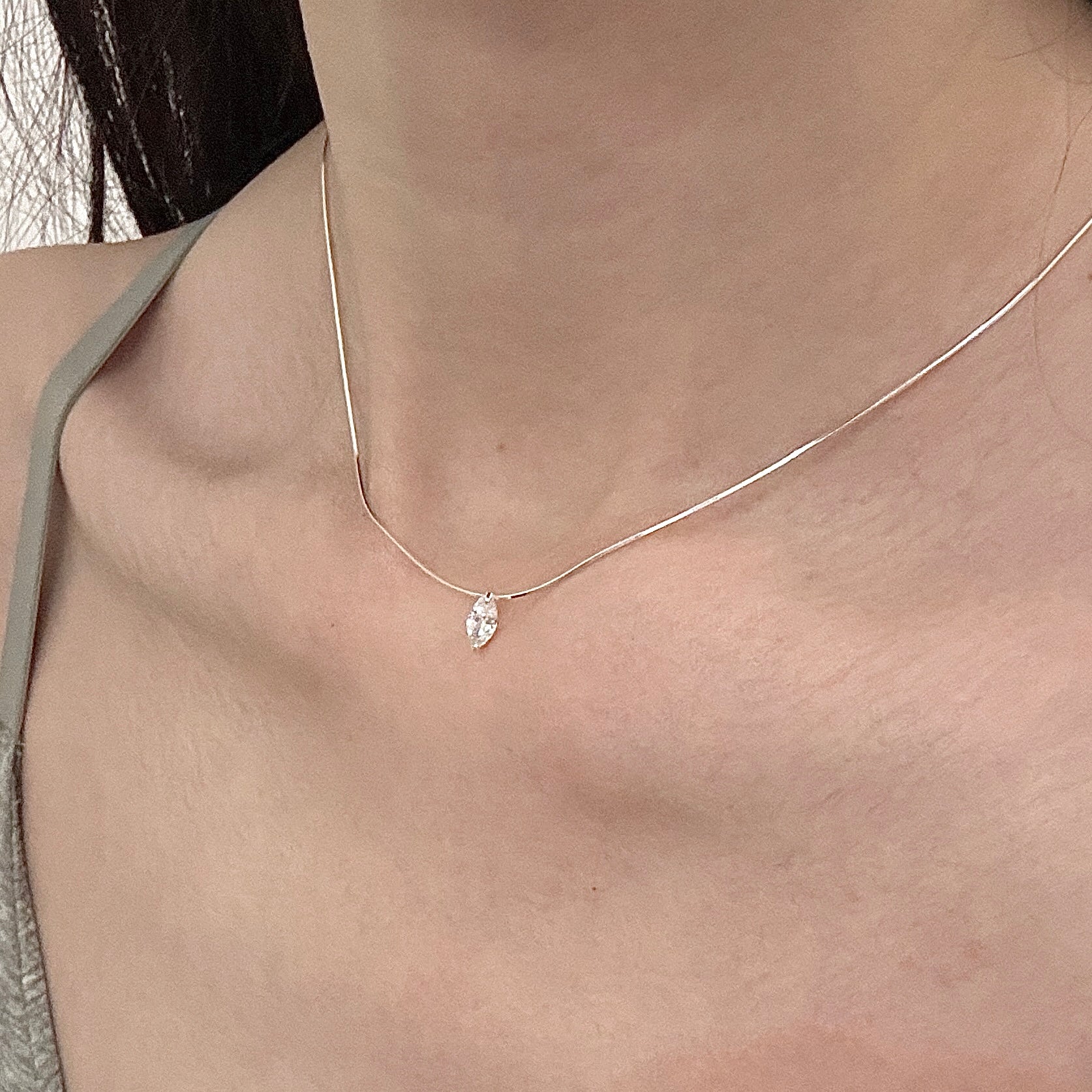 minimalist necklace