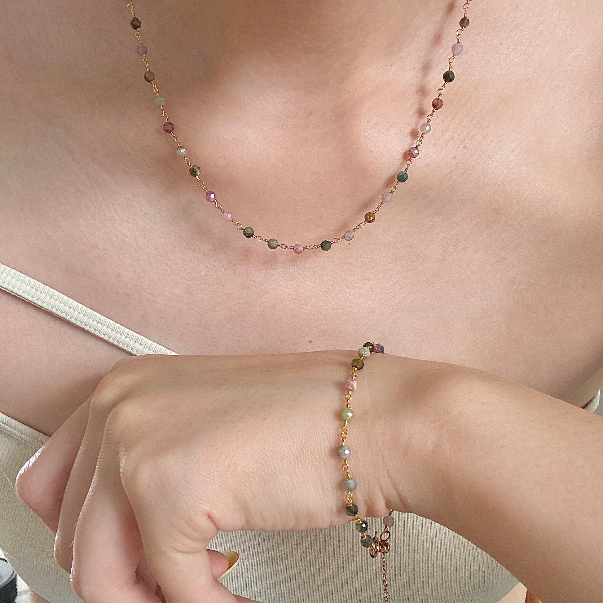 minimalist necklace