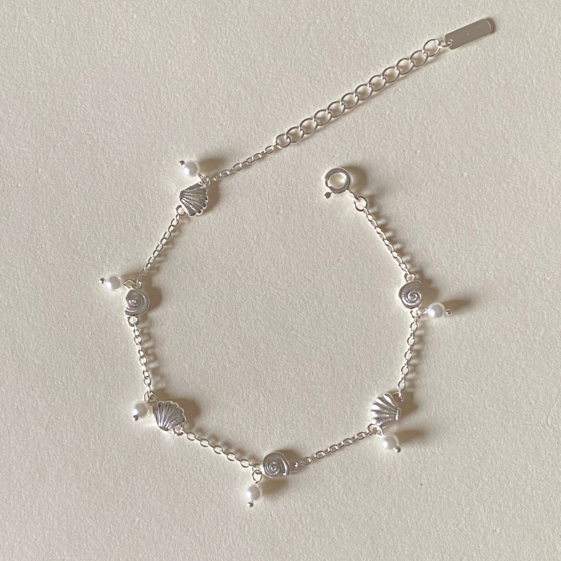 pearl bracelet