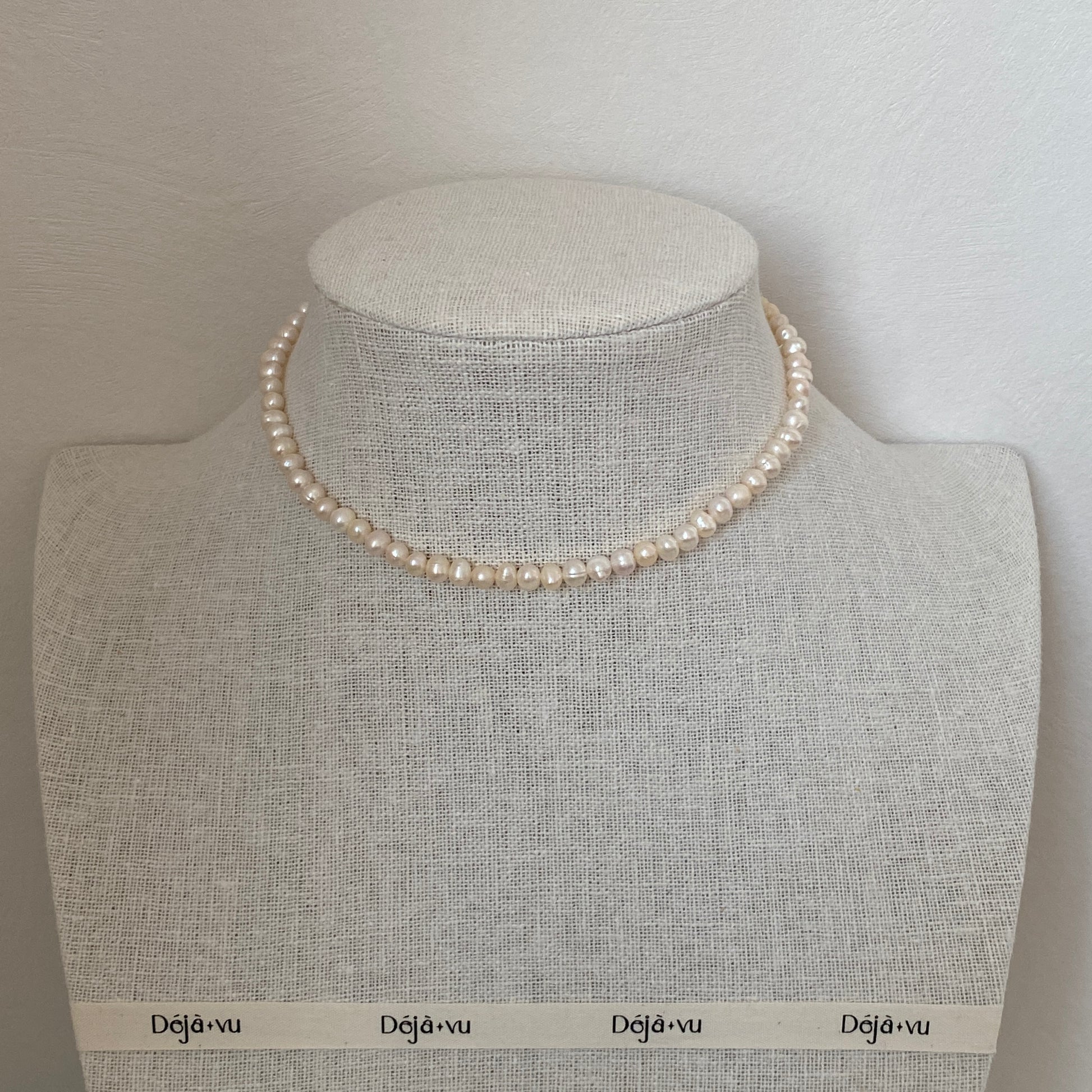 pearl choker