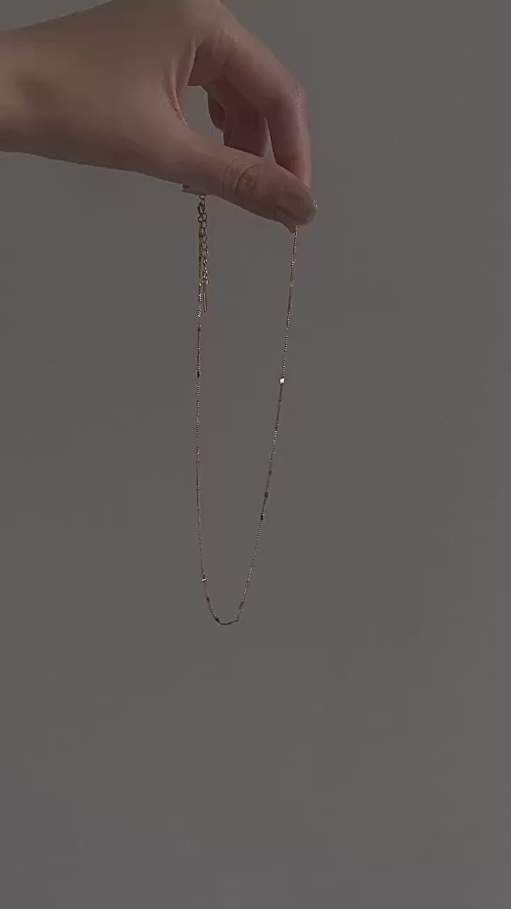 gold chain necklace