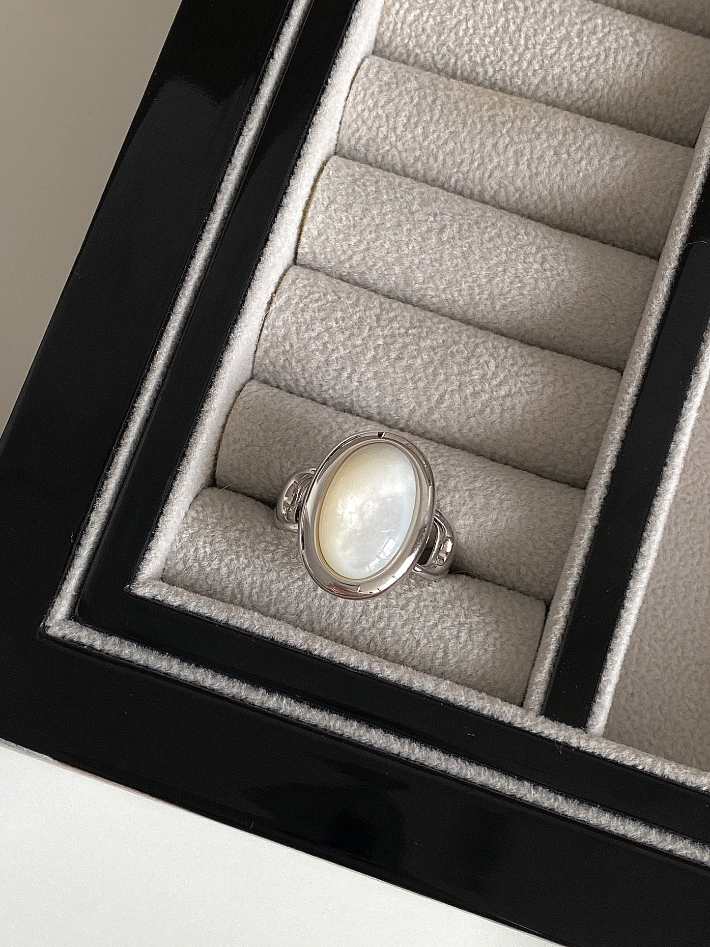 signet ring