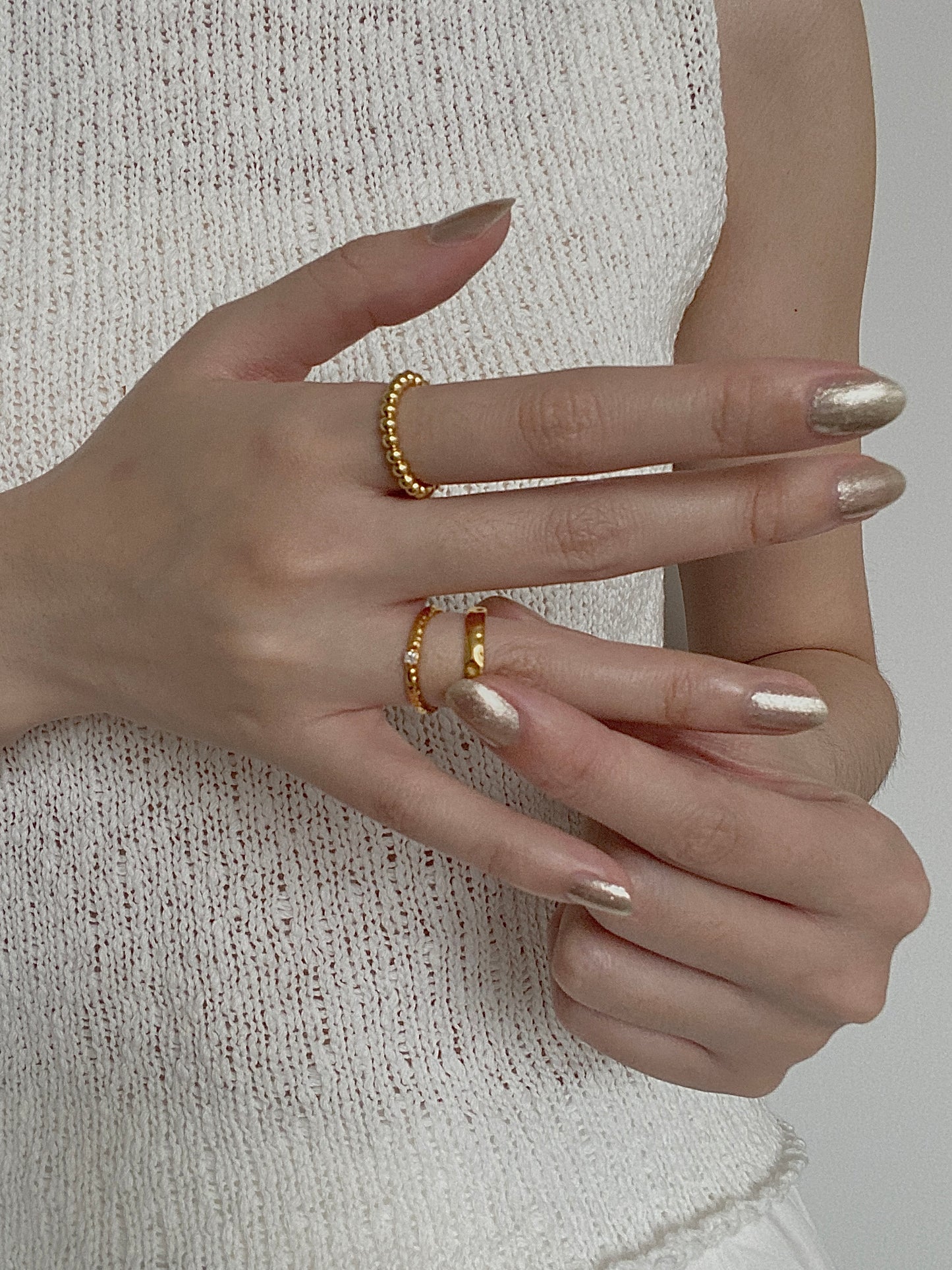 thin gold ring