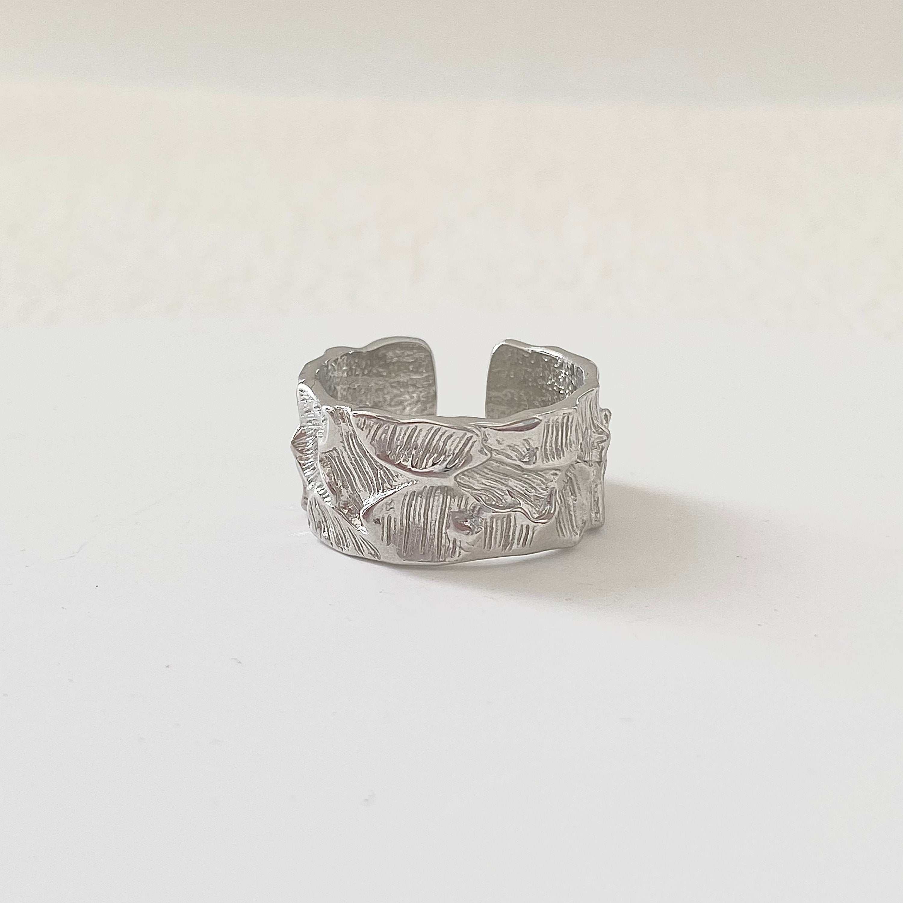 Vintage Vibes S925 Silver Embossed Texture Ring