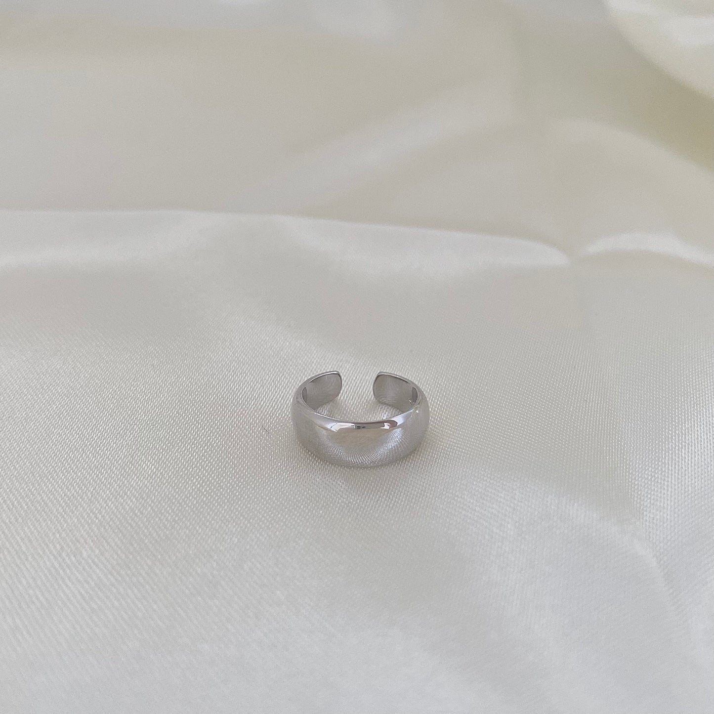 Minimalist Muse Chunky S925 Silver Ear Cuff