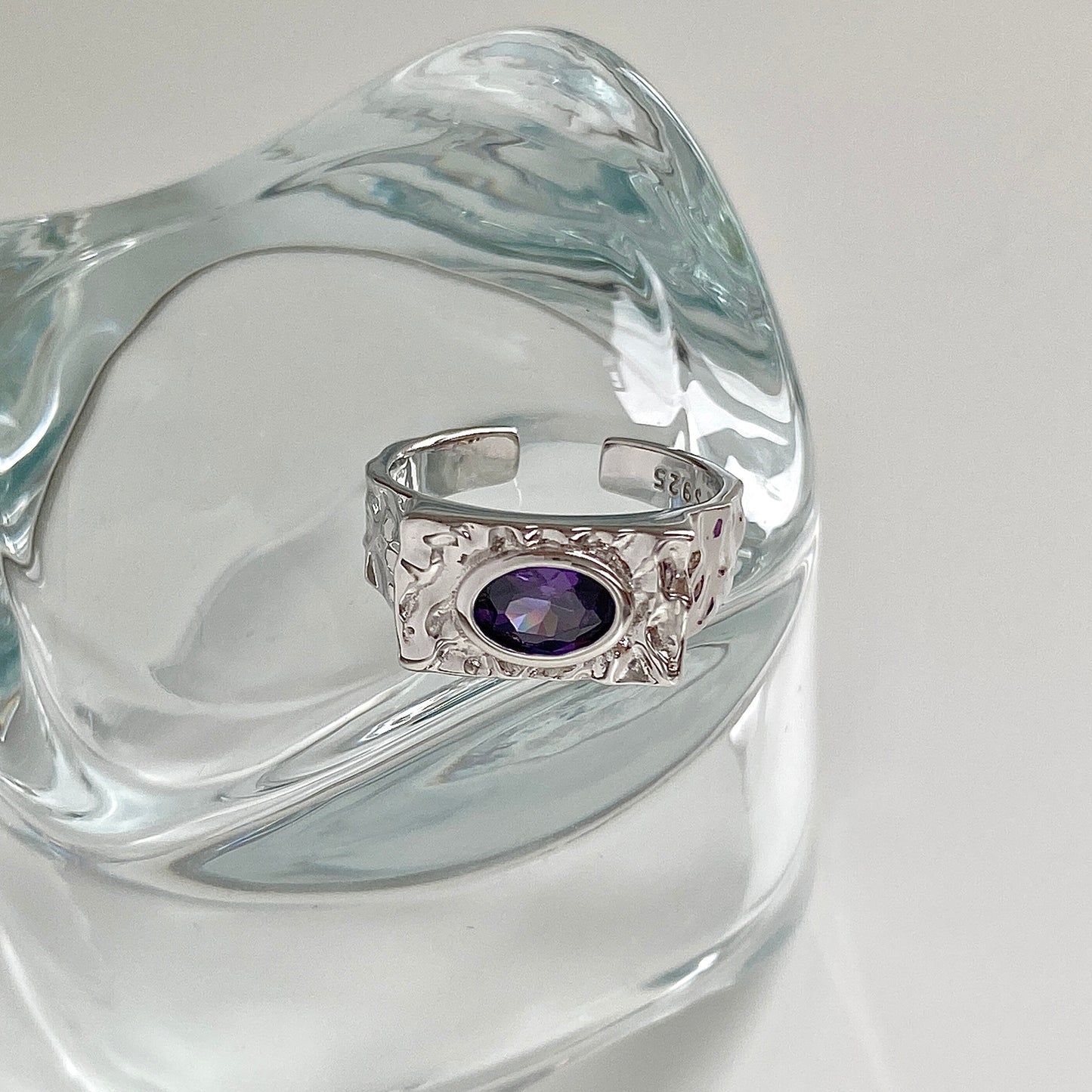 Eternal Elegance S925 Silver Purple Gemstone Signet Ring